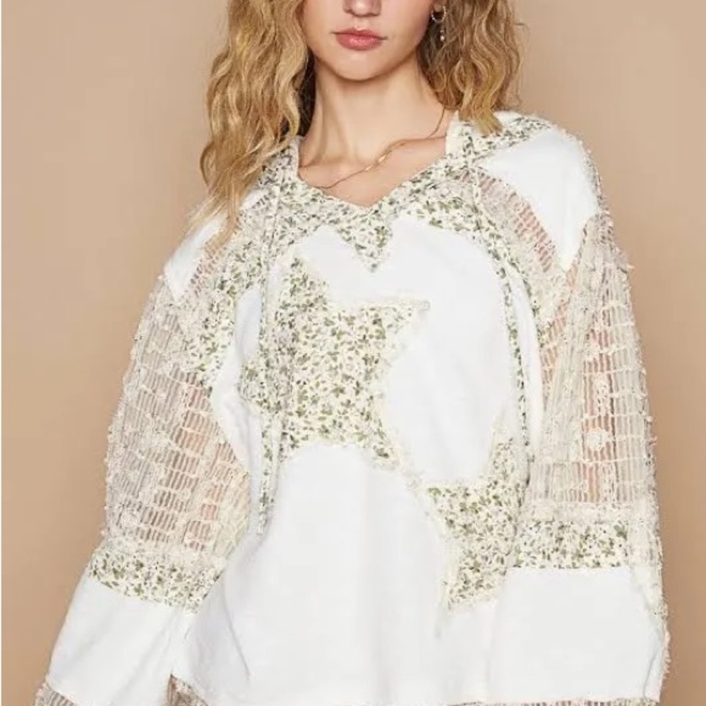 POL White Star Patterned Hooded Top New without tags